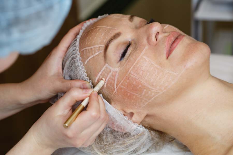 Post-Facelift Diet: What Foods to Eat to Promote Healing Post-Facelift Diet: What Foods to Eat to Promote Healing